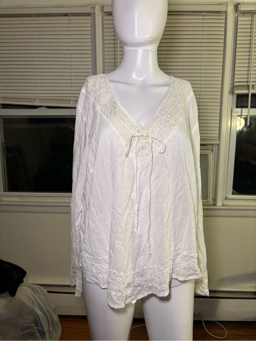 Monalisa Woman Women's 2X White 100% Cotton Woven V-Neck Tie Front Lace Blouse